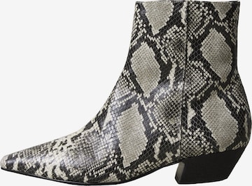 Next Stiefelette 'N. Premium' in Schwarz: Vorderseite