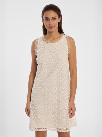 Ana Alcazar Kleid 'Daith' in Weiß: Vorderseite