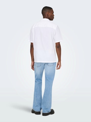 Coupe regular Chemise Only & Sons en blanc