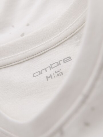 T-Shirt Ombre en blanc