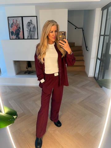 VERSTIQUE Wide leg Παντελόνι σε κόκκινο