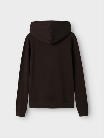 LMTD - Sudadera 'NKNNizu' en marrón