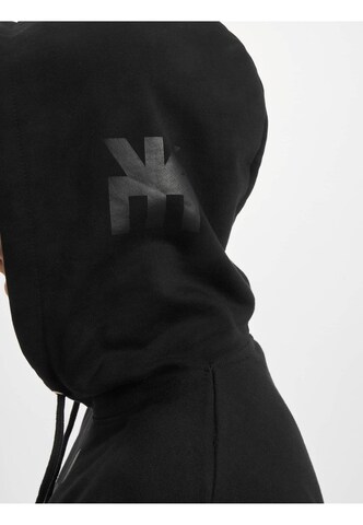 DEF Sweatshirt 'U.Ü.B x' in Schwarz