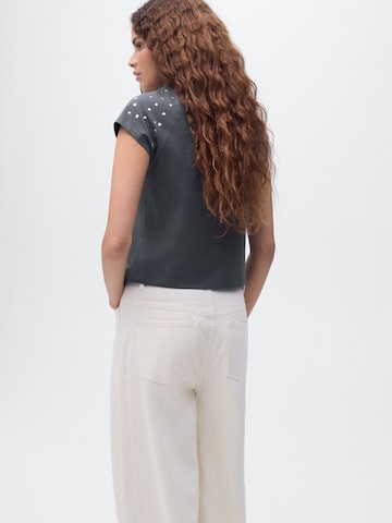 Tricou 'TACHI' de la MANGO pe gri