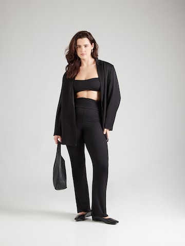 ONLY Carmakoma - Acampanado Pantalón 'CARHILLARY' en negro