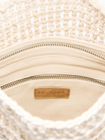 Desigual Olkalaukku värissä valkoinen