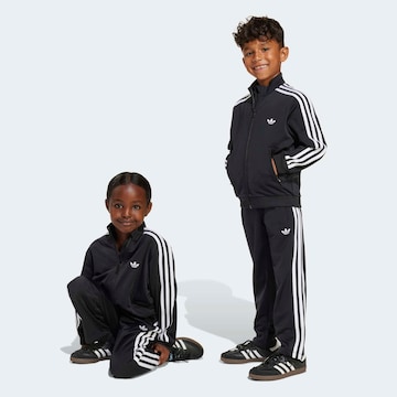 ADIDAS ORIGINALS Regular Setti 'Firebird' värissä musta: etupuoli