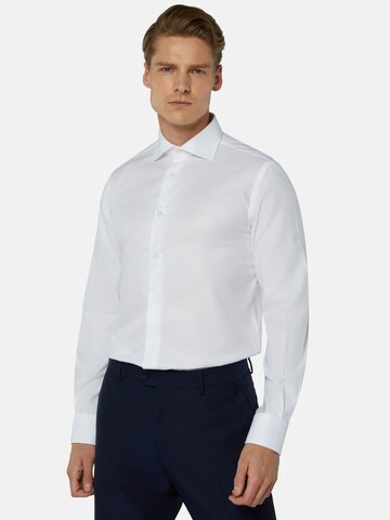 Coupe regular Chemise Boggi Milano en blanc : devant