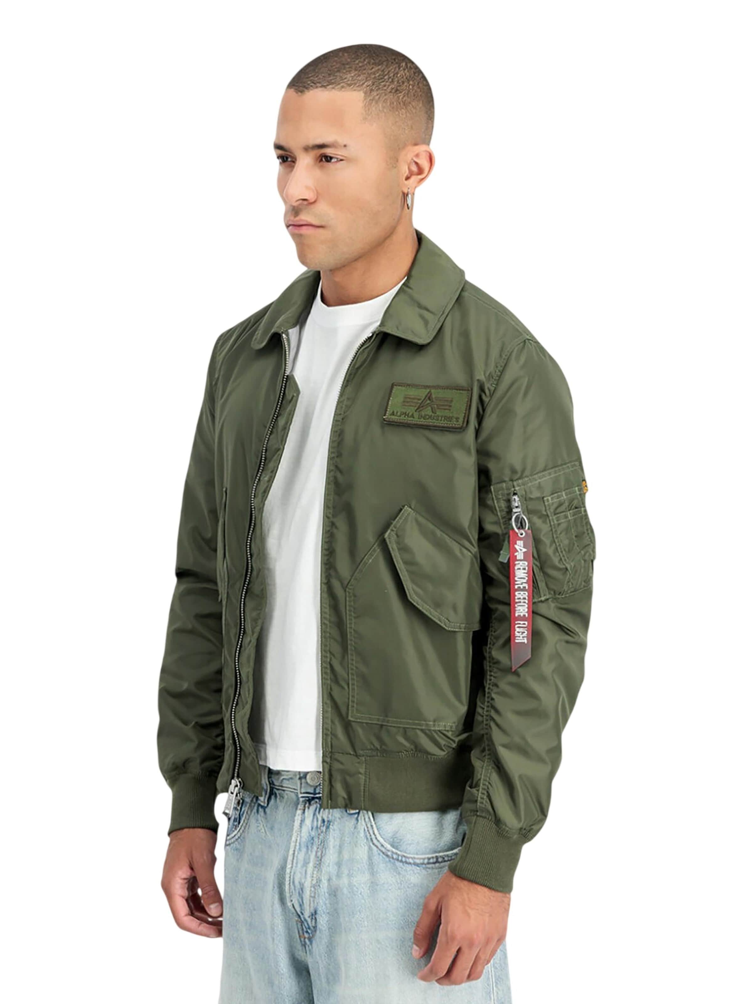 ALPHA INDUSTRIES Between-Season Jacket in Green