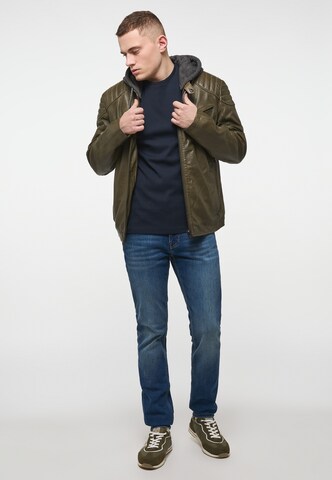 MUSTANG Jacke in Grün