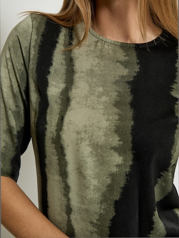 Robe 'Jeanne' Peppercorn en vert