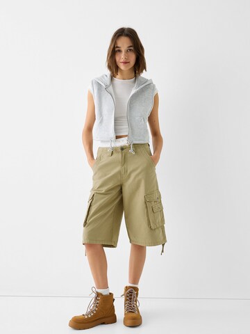 Bershka Wide Leg Gargohousut värissä vihreä