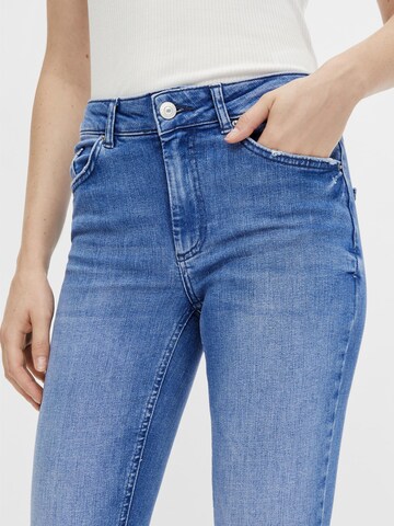 PIECES Skinny Jeans 'DELLY' i blå