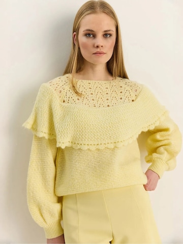 Bianco Lucci Trui 'Pullover' in Geel