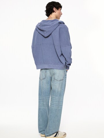 Pull&Bear Loosefit Jeans in Blauw