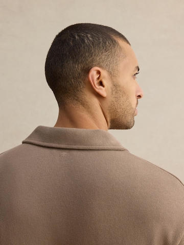 DAN FOX APPAREL Majica 'Joscha' | rjava barva