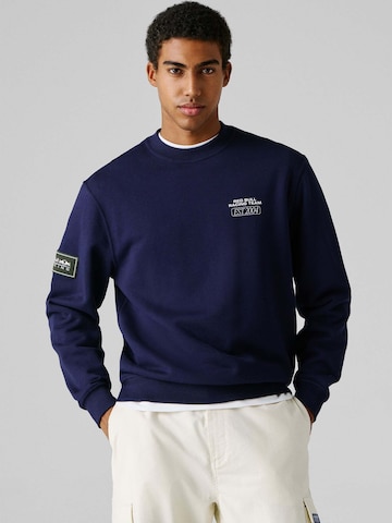 Red Bull Racing x Pepe Jeans Sweatshirt 'EST 2004' in Blue: front