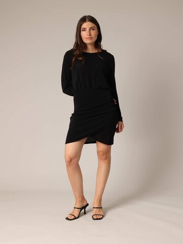 Robe Deeluxe en noir : devant