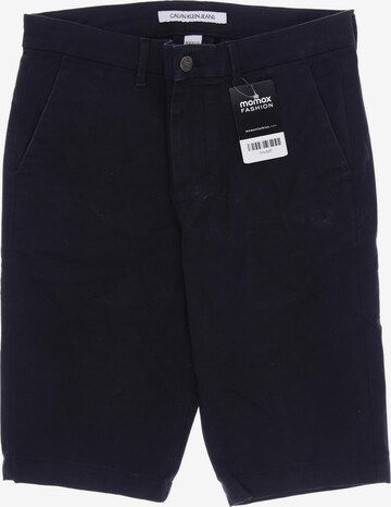 Calvin Klein Jeans Shorts in 30 in Black: front