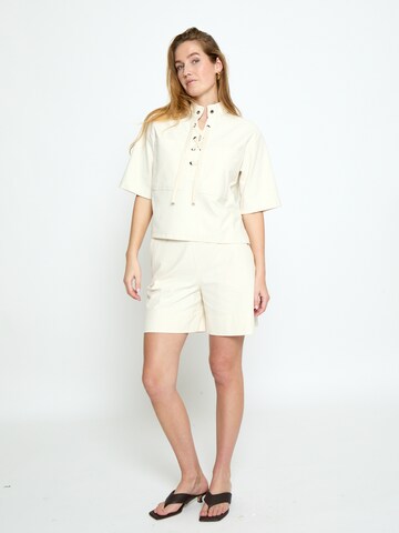 Peppercorn Normalny krój Spodnie 'Naddie' w kolorze biały