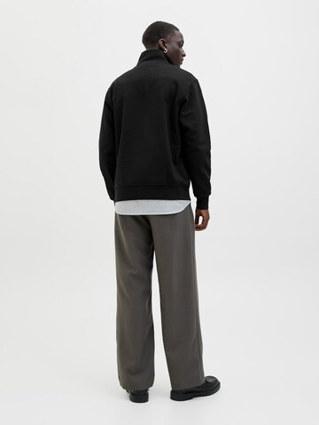 Sweat-shirt 'JJESoho' JACK & JONES en noir