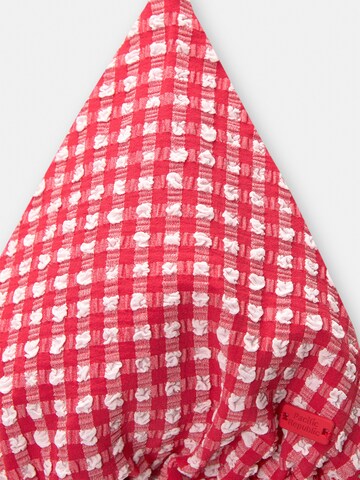 Pull&Bear Triangel Bikinitop in Rot