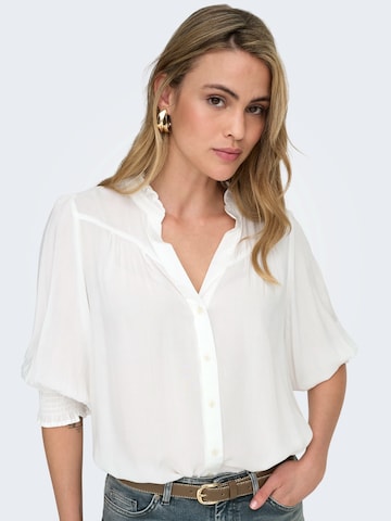 ONLY - Blusa 'ONLRAYA' en blanco