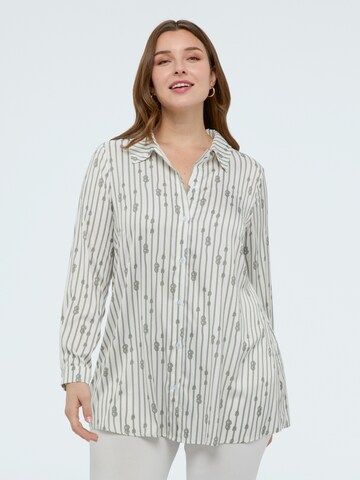 Fiorella Rubino Blouse in Wit: voorkant