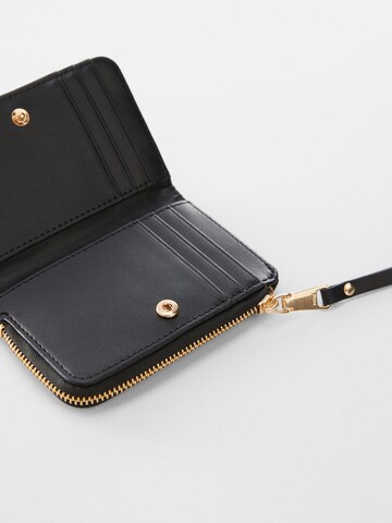 MANGO Wallet 'QUEENS' in Black