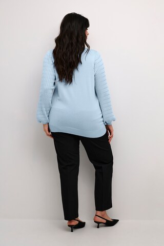 Pullover 'Lini' di KAFFE CURVE in blu