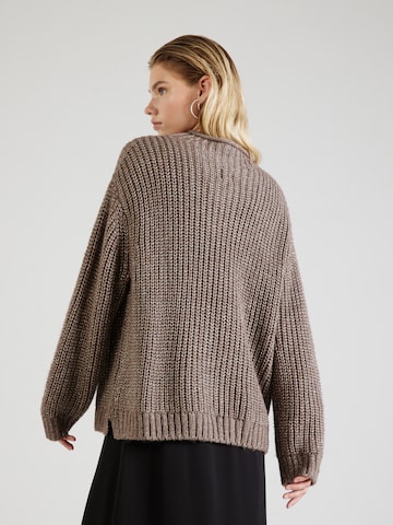 GAP Sweater in Brown