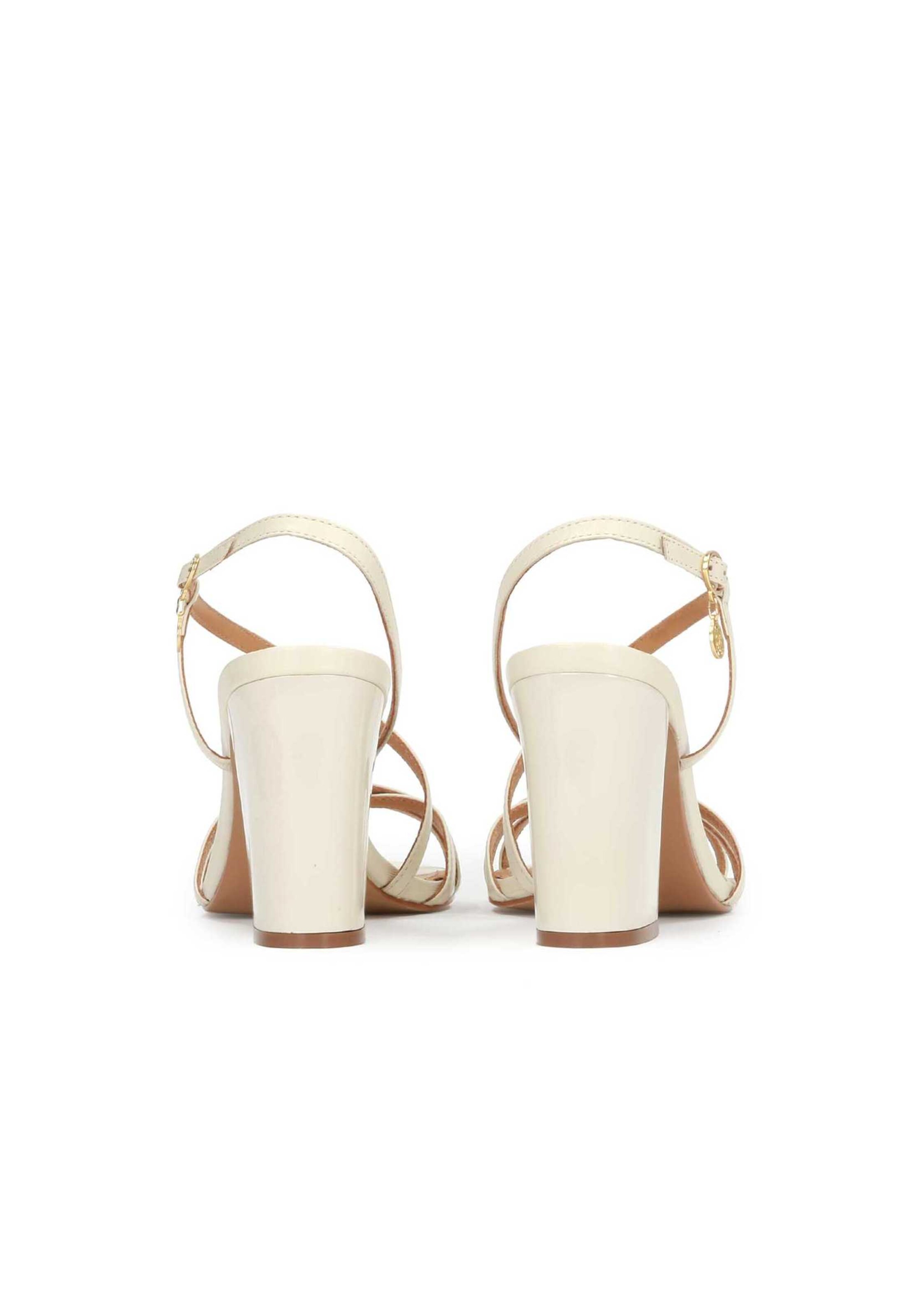 smėlio Kazar Sandalai