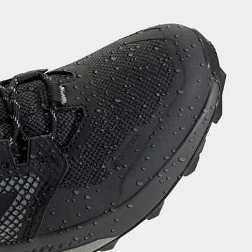 Chaussure basse 'Trailmaker' ADIDAS TERREX en noir