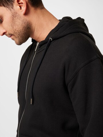 !Solid Sweatjacke in Schwarz