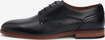 TOMMY HILFIGER Veterschoen in Zwart: voorkant