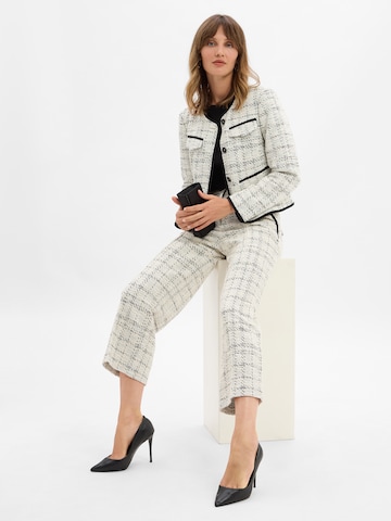 Marc Cain Regular Pleat-front trousers ' Wukari ' in Beige