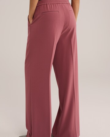 Loosefit Pantaloni con piega frontale di WE Fashion in rosa