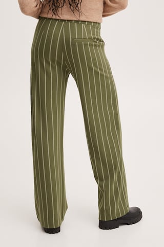 ICHI Loose fit Pants in Green