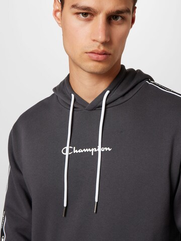 Champion Authentic Athletic Apparel Sweatshirt in Grau
