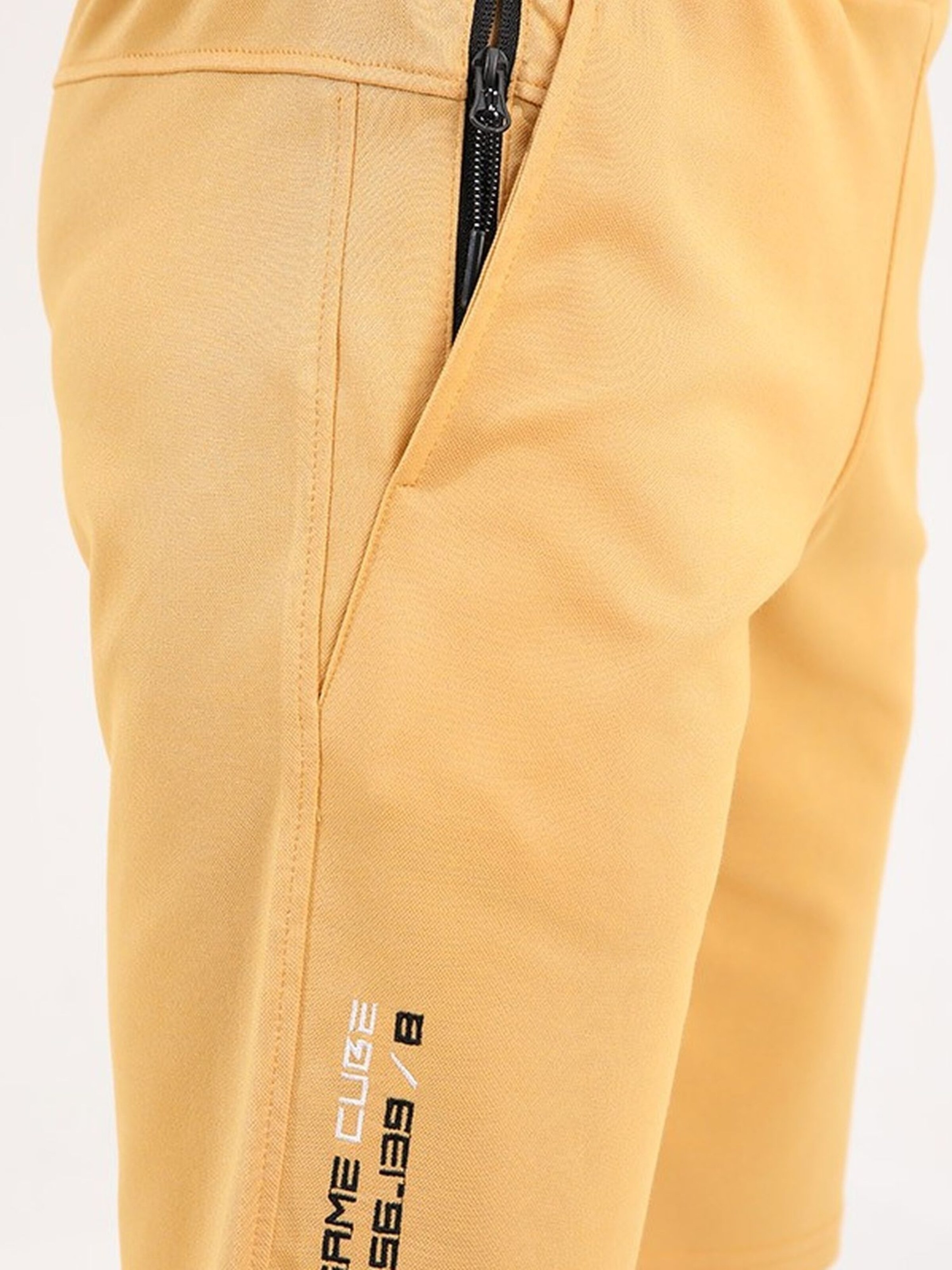 Tommy Life Regular Pants in Yellow