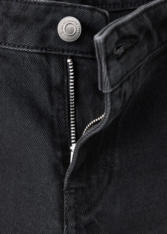 Wide leg Jeans con pieghe 'CAIT' di MANGO in nero