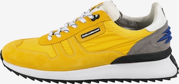 Floris van Bommel Sneakers 'Sharki' in Yellow: front