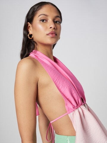 ABOUT YOU x Emili Sindlev Top 'Naomi' in Pink