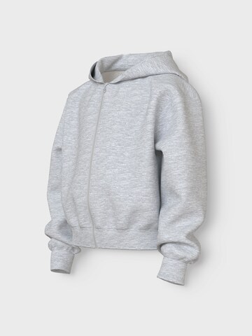 Giacca di felpa di NAME IT in grigio