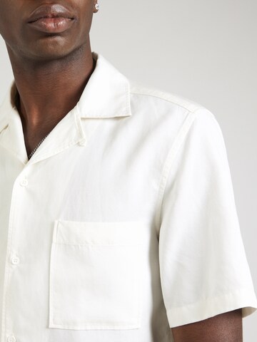 STRELLSON Comfort fit Button Up Shirt 'Cisco' in White