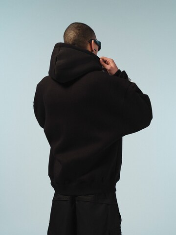 Pacemaker Sweatshirt 'Enes' in Black