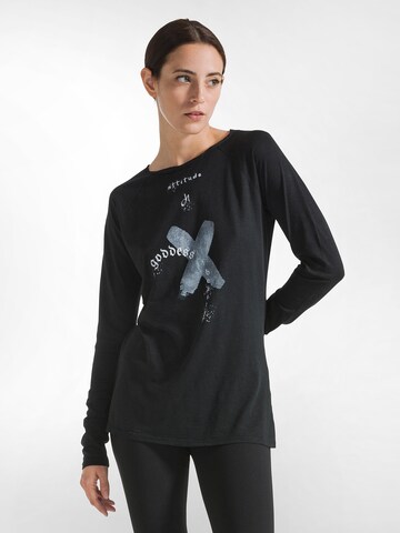 DEHA Shirt in Black: front