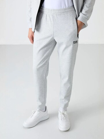 Tommy Life - Fato de jogging em cinzento