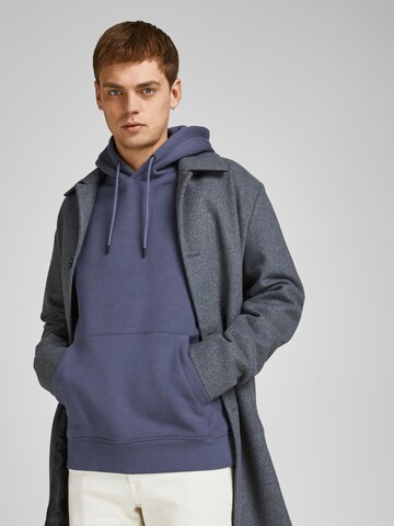 Sweat-shirt 'Star' JACK & JONES en bleu