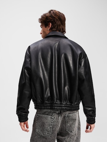 KARL LAGERFELD JEANS Демисезонная куртка в Черный